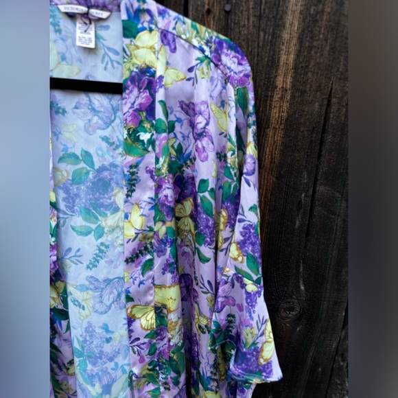NWOT Victoria’s Secret Purple & Yellow Floral Bathrobe Lingerie - Picture 8 of 11
